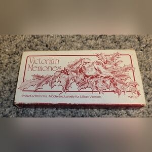 VINTAGE LillianVernon  1981 Victorian memories tins